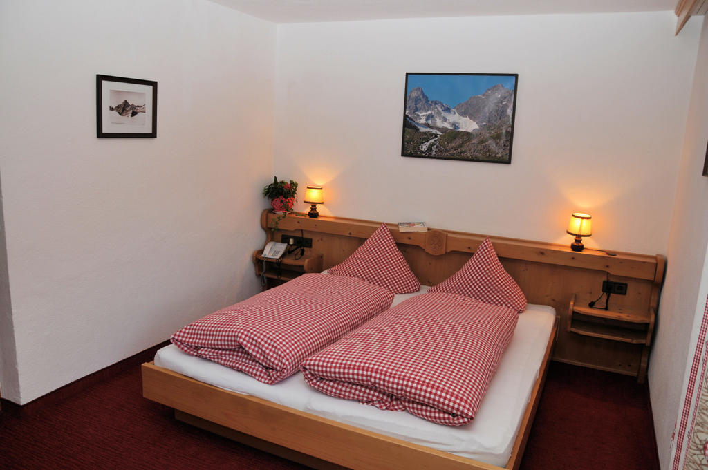 Pension Belvedere Гальтюр Номер фото